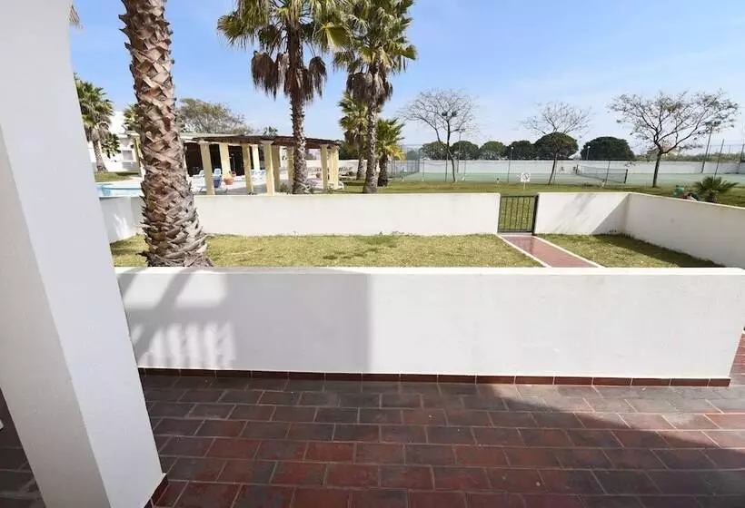 Praia Da Lota Resort - Beachfront Apartments