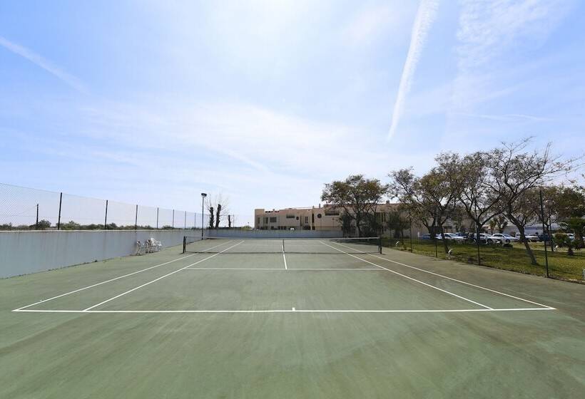 Praia Da Lota Resort - Beachfront Apartments