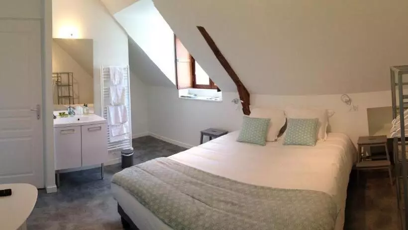 Auberge Saint Hernin