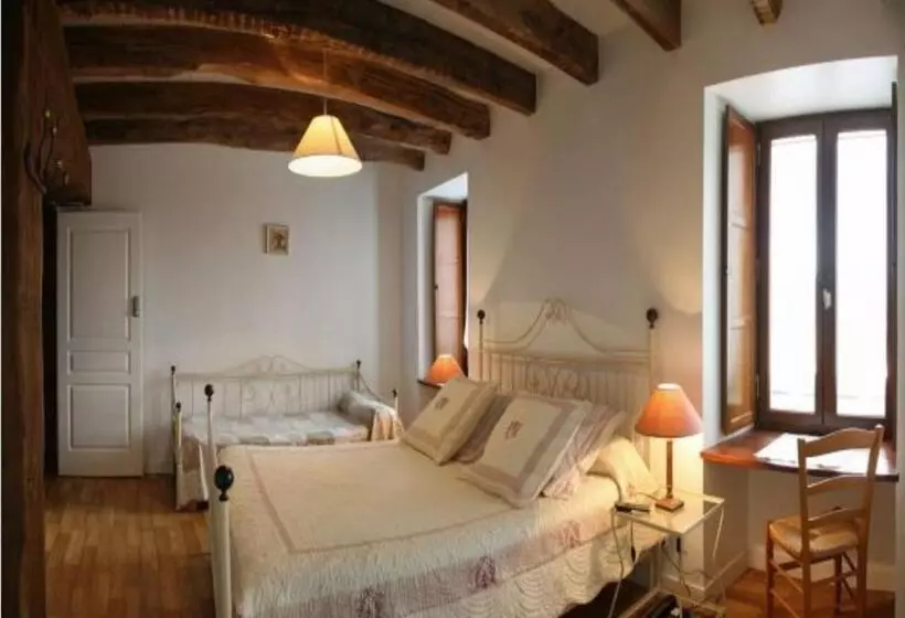 Auberge Saint Hernin