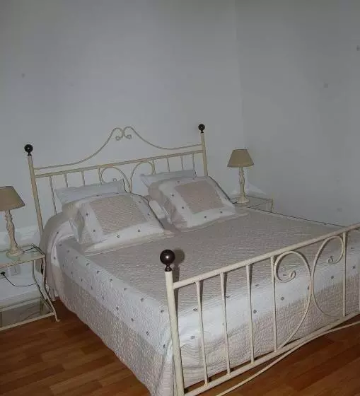 Auberge Saint Hernin