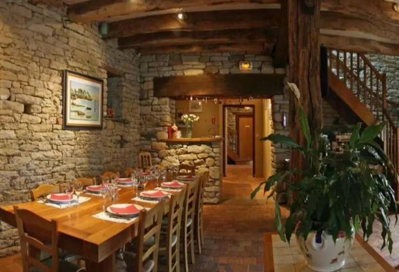 Auberge Saint Hernin