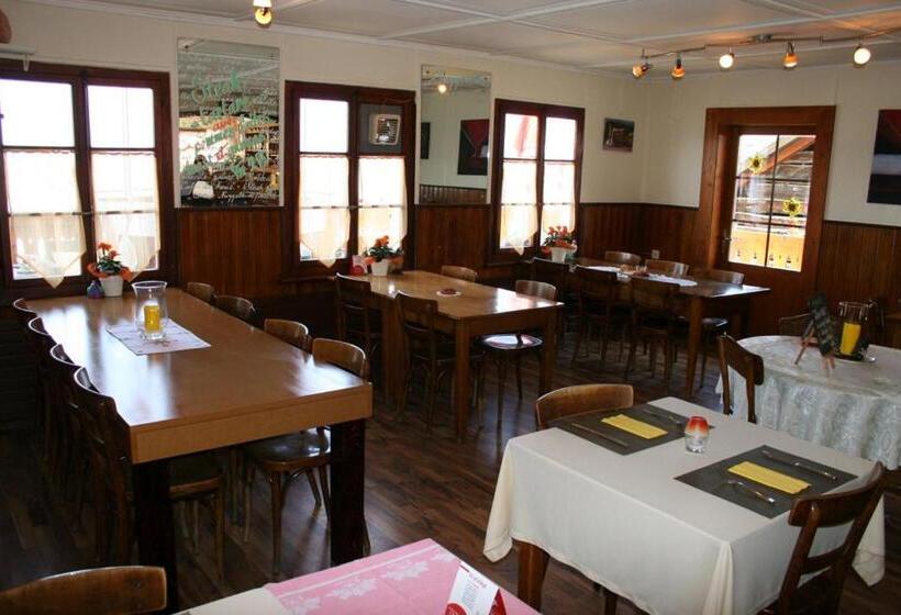 B&b Café De La Poste