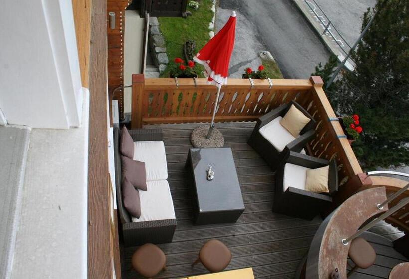 B&b Café De La Poste