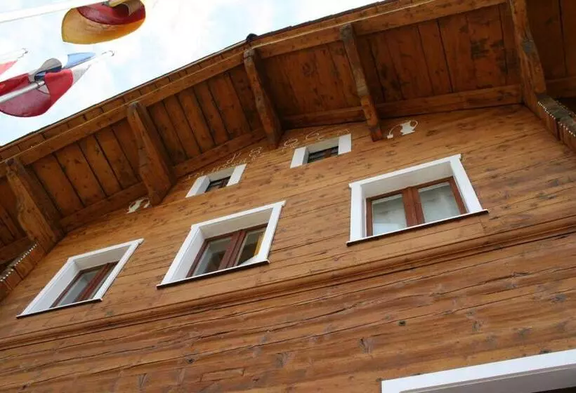 B&b Café De La Poste