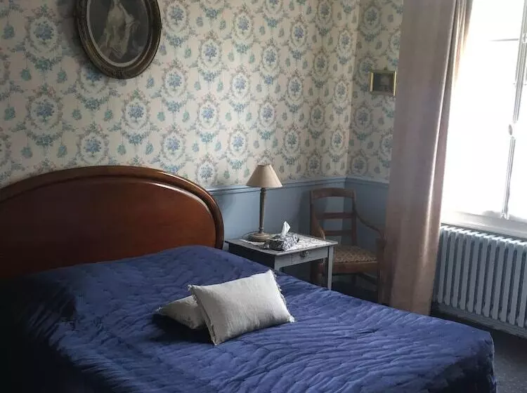 Aamiaismajoitus (B&B) Château De Pintray