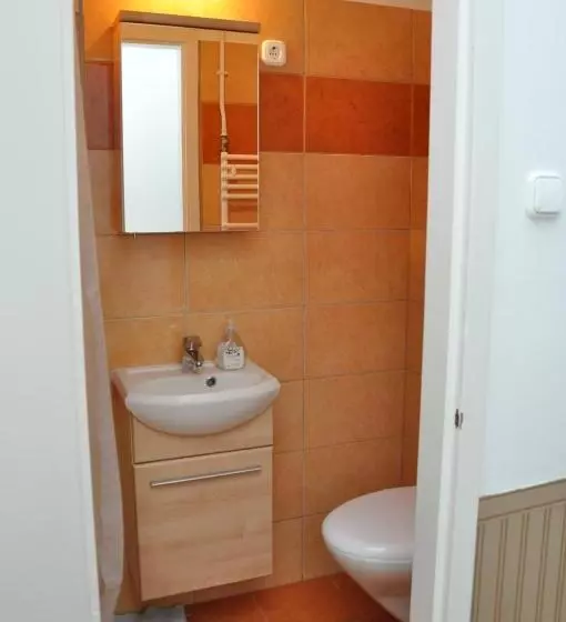 Aamiaismajoitus (B&B) Gloriett Panzió