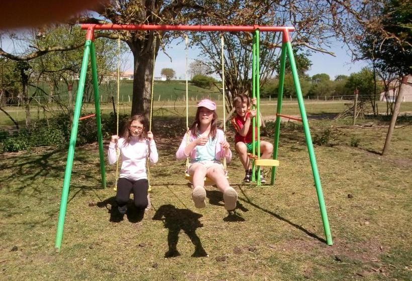 Bed and Breakfast La Maison Jaune