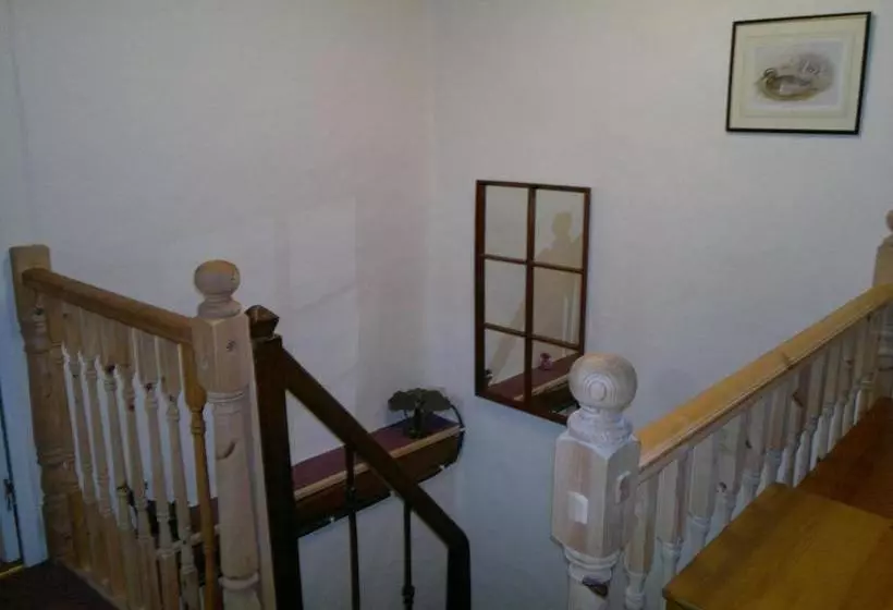 Aamiaismajoitus (B&B) La Maison Jaune