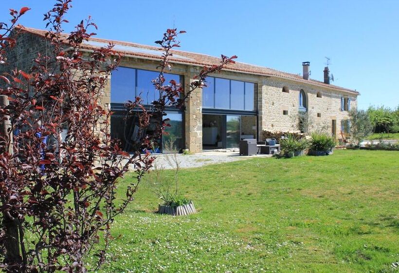 ベッドアンドブレックファースト Le Moulin Pastelier