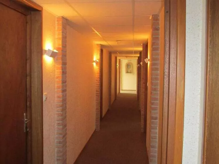 Hotelli Abbaye De Belval