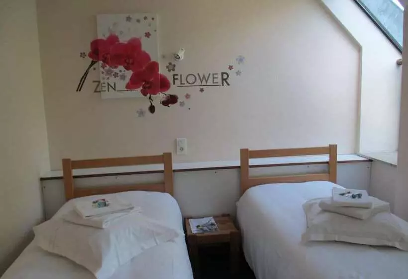 Hotelli Abbaye De Belval