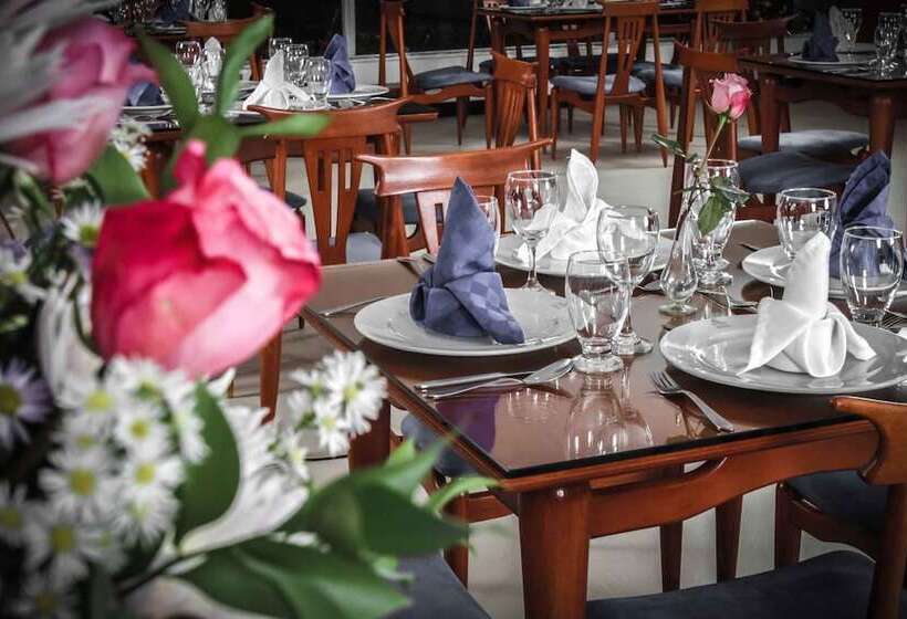 Hotel Cariongo Plaza