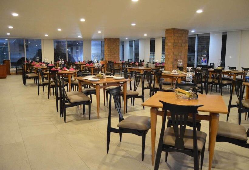 Hotel Cariongo Plaza