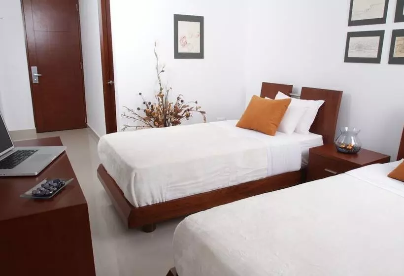 ホテル Cariongo Plaza