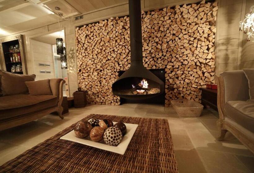 Отель Colletto Agribiorelais