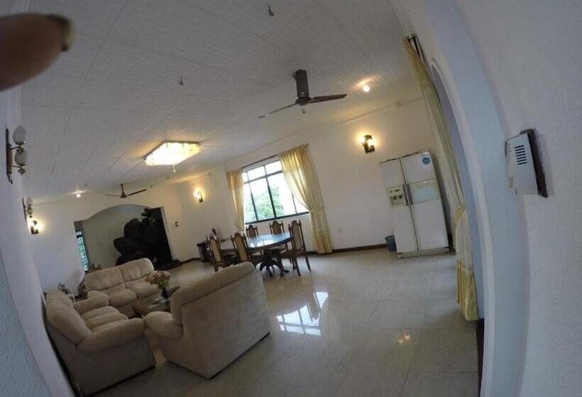 ホテル Grand Elite