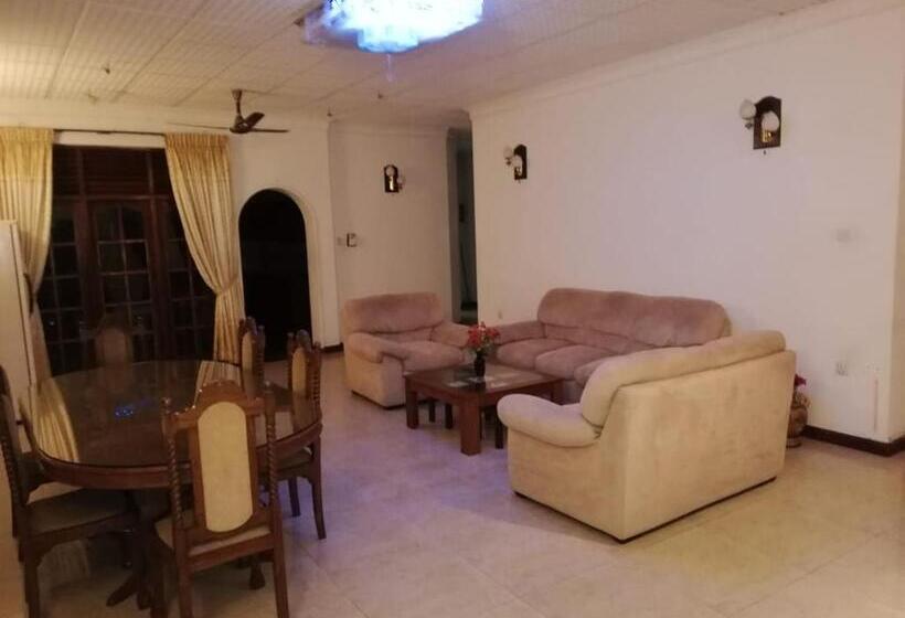 ホテル Grand Elite