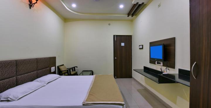 Hotel Saket Heritage