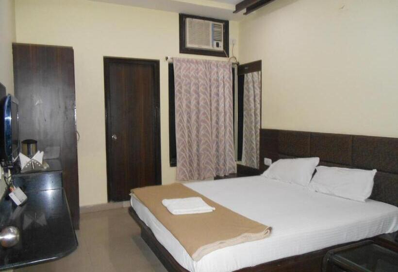 Hotel Saket Heritage