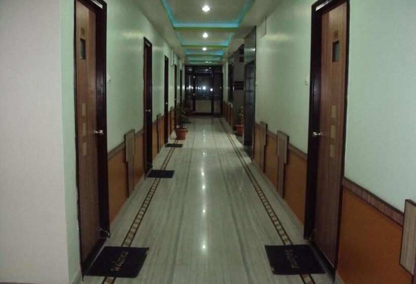 Hotel Saket Heritage