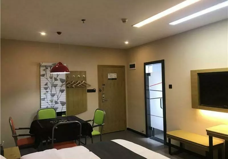 Thank Inn Chain Hotel Guizhou Southwest Puan County Putian Avenue