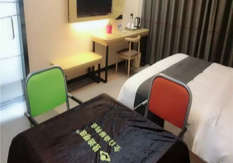 Thank Inn Chain Hotel Guizhou Southwest Puan County Putian Avenue