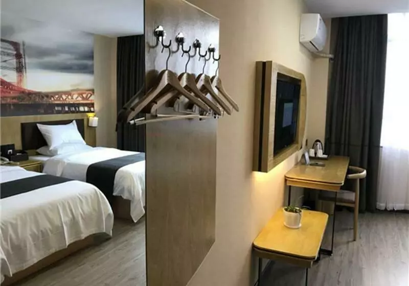 Thank Inn Chain Hotel Guizhou Southwest Puan County Putian Avenue