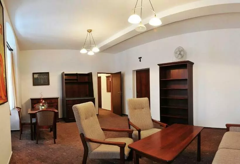 Majatalo Klášter Hejnice   Vzdělávací, Konferenční A Poutní Dům