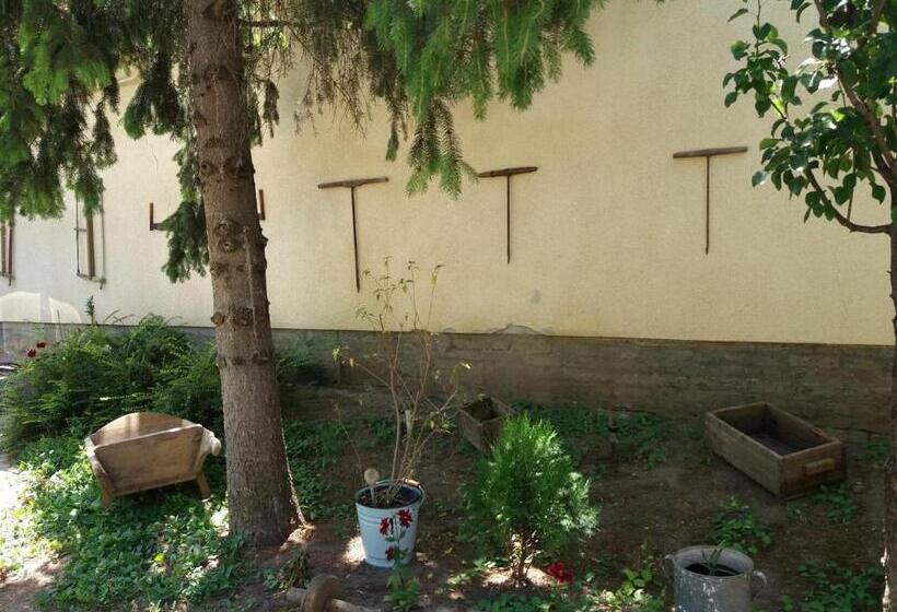 Пансион Kultúrélet Vendégháza