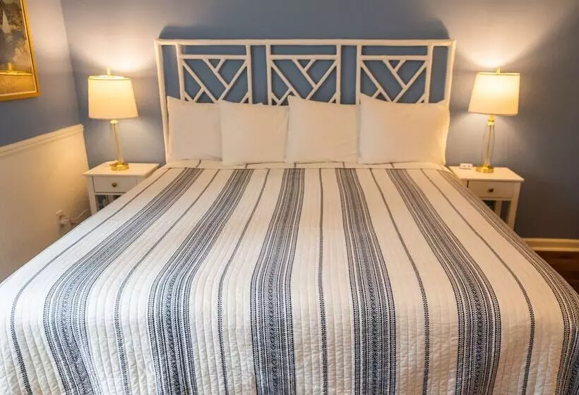 Garden Grove Inn Bed And Breakfast