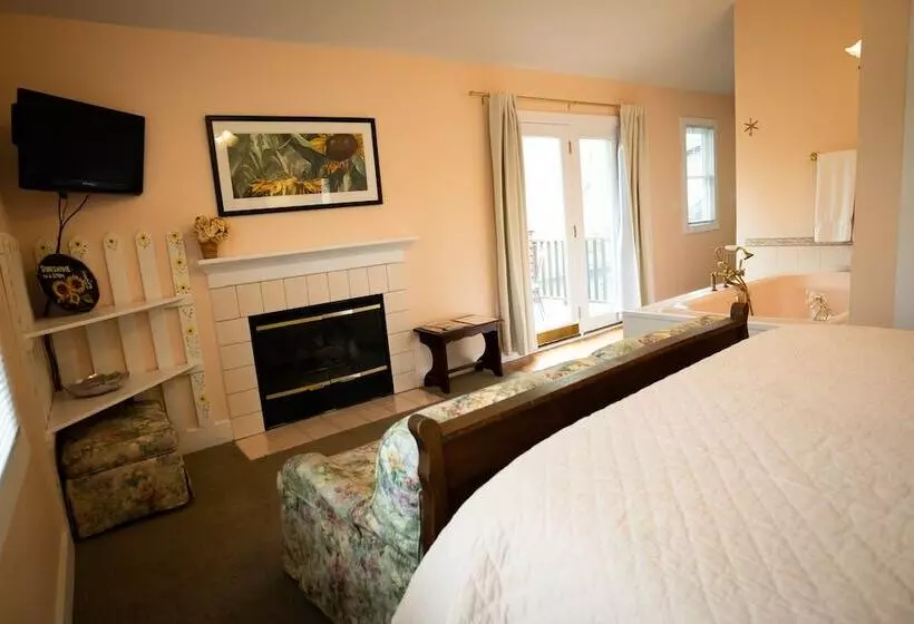 Garden Grove Inn Bed And Breakfast