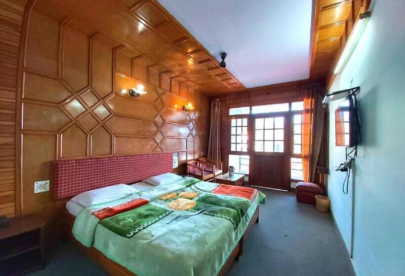 هتل Goroomgo Radha Continental Nainital Near Naini Lake Excellent Customer Service