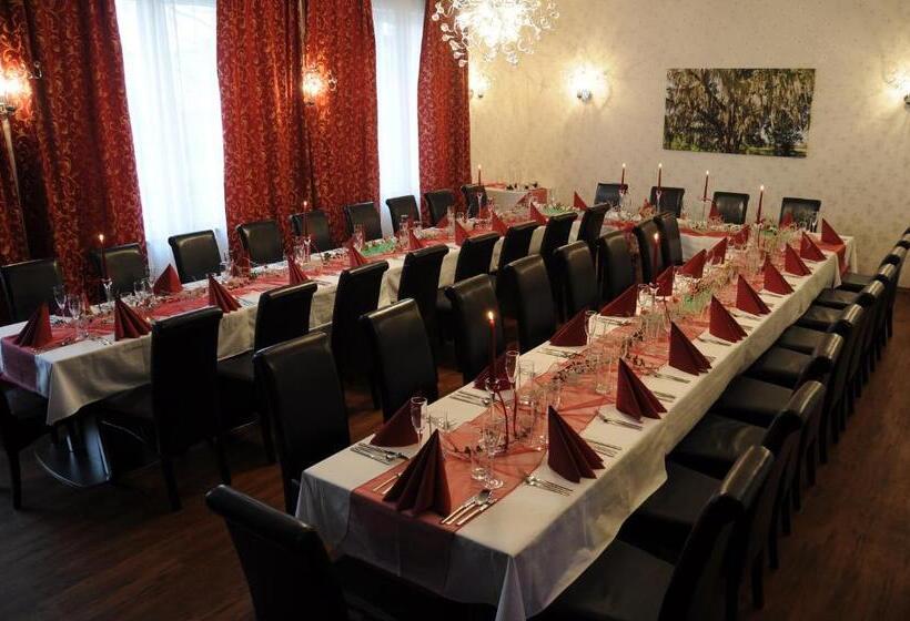 Restaurace A Hotel Amerika