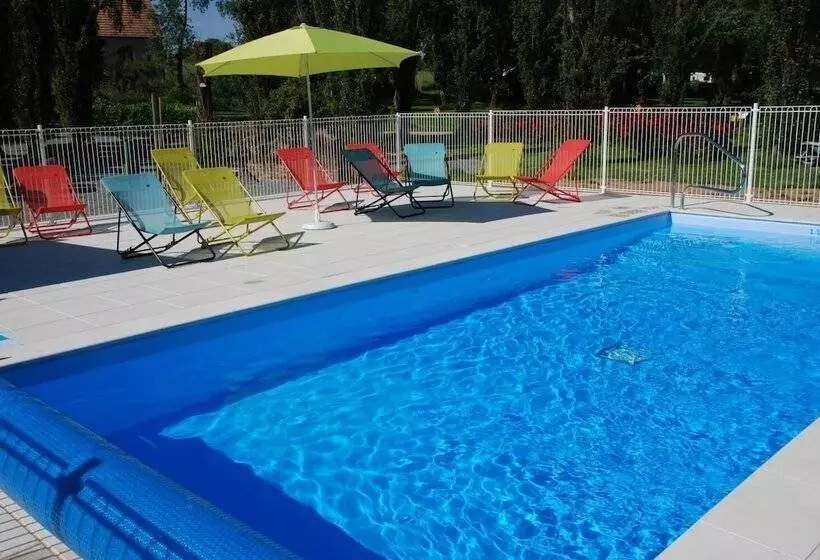 Hotelli Camping Les Tournesols