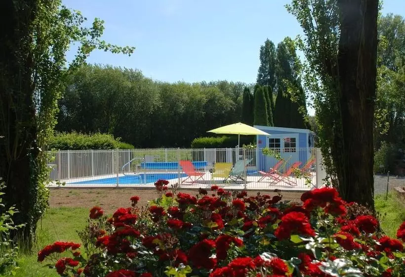 Hotelli Camping Les Tournesols