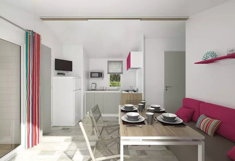 Hotelli Camping Les Tournesols