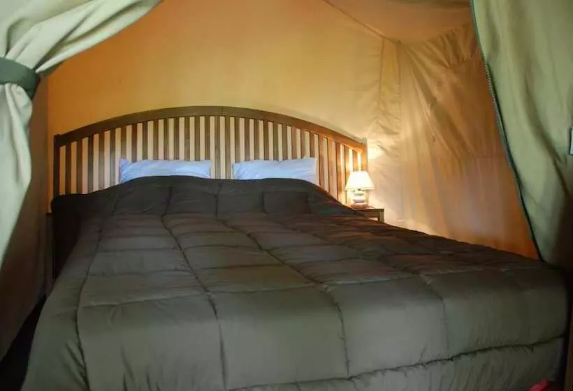 Hotelli Camping Les Tournesols