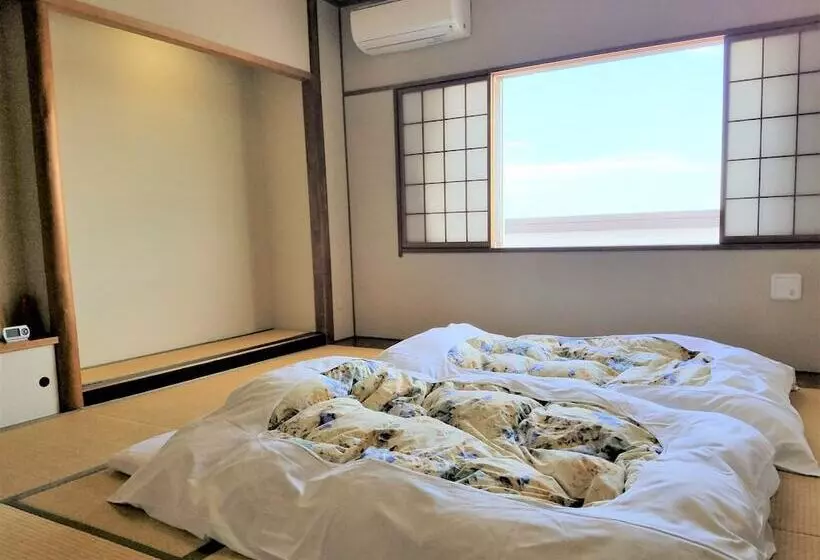 Hotelli Grand Plaza Urashima