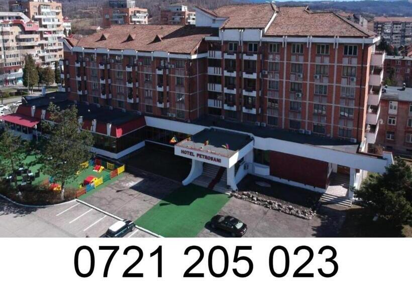 هتل Petroshani Srl