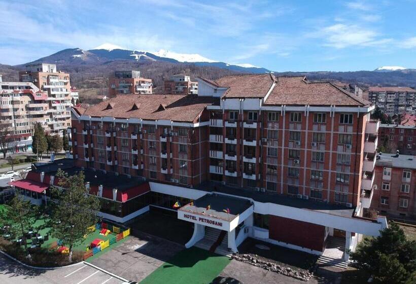 هتل Petroshani Srl