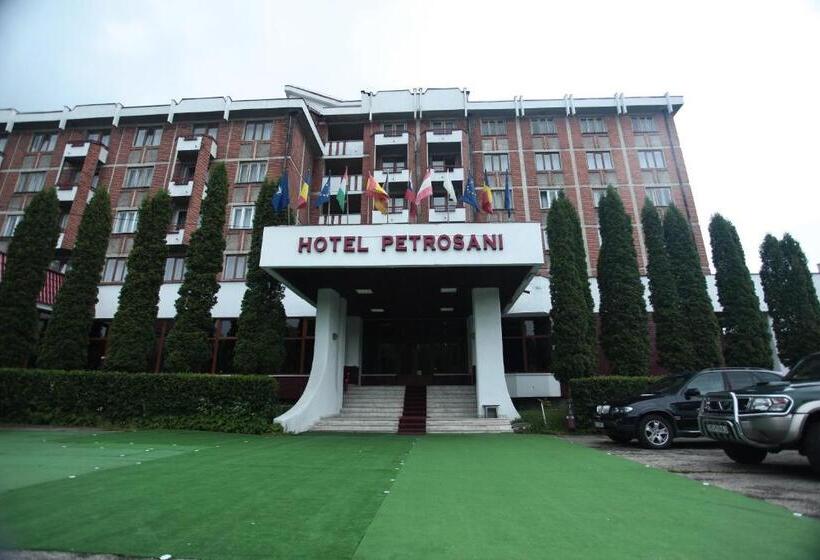 هتل Petroshani Srl