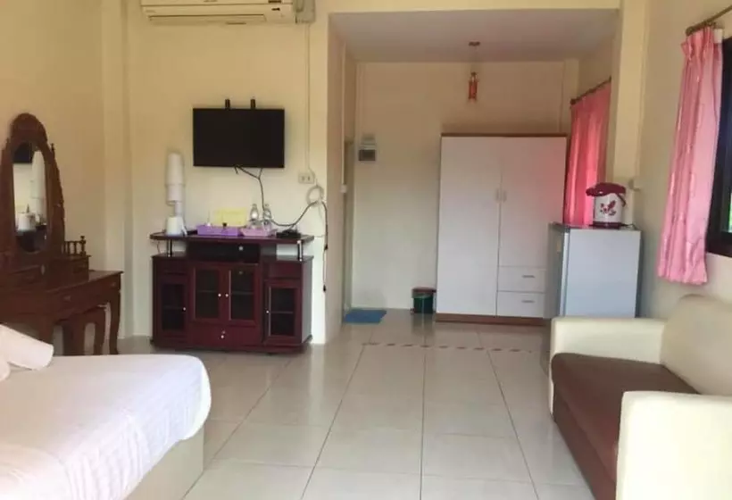 ホテル Phutawan Resort  Nong Bua Lam Phu
