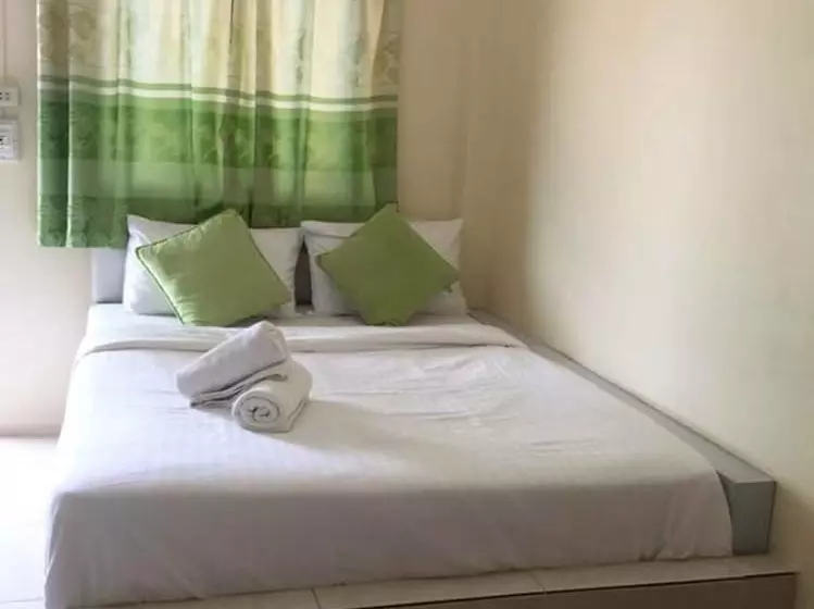 ホテル Phutawan Resort  Nong Bua Lam Phu