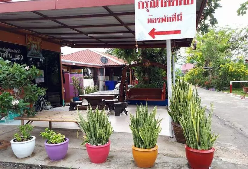 ホテル Phutawan Resort  Nong Bua Lam Phu