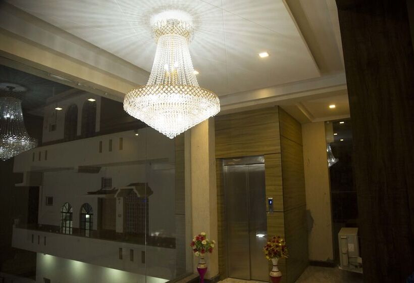 Отель The Mewar