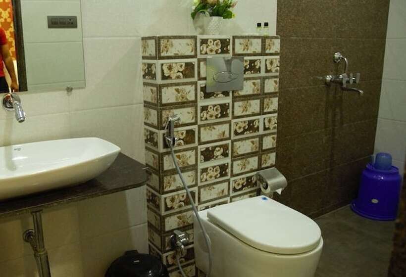 Отель The Mewar