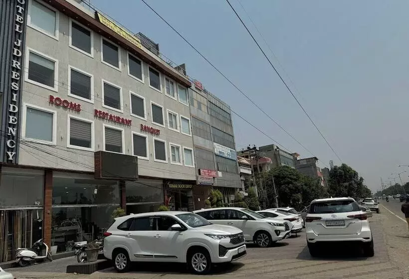 ホテル Treebo Jd Residency Mohali