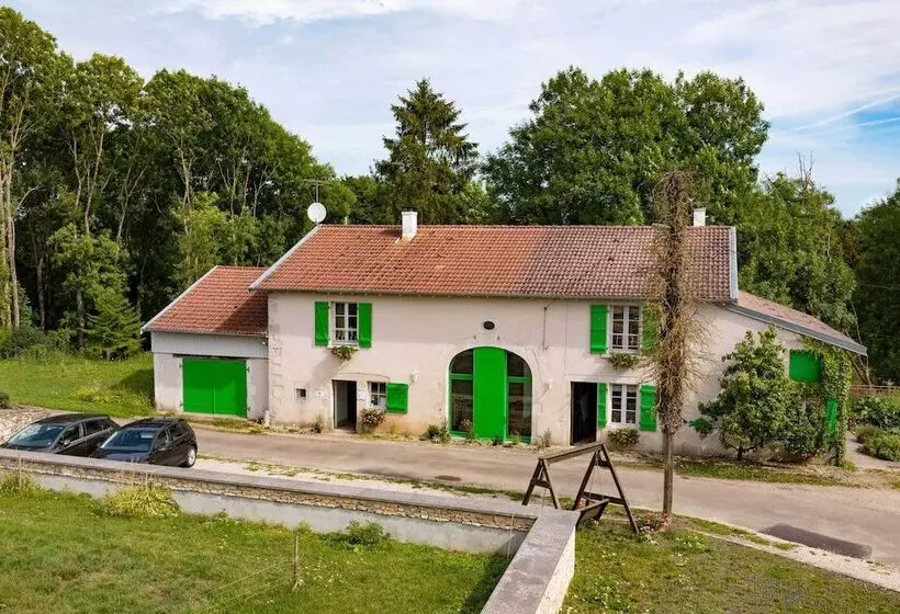 Aamiaismajoitus (B&B) Bienvenue Au Pays De Jeanne