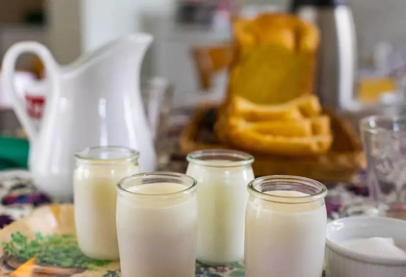 Aamiaismajoitus (B&B) Bienvenue Au Pays De Jeanne